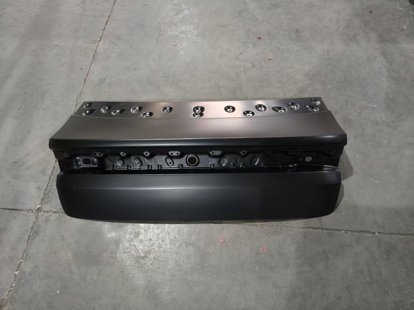 KIA K4 24 スチール製トランクリッド